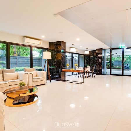Palm Springs Nimman Aparthotel Chiang Mai Buitenkant foto